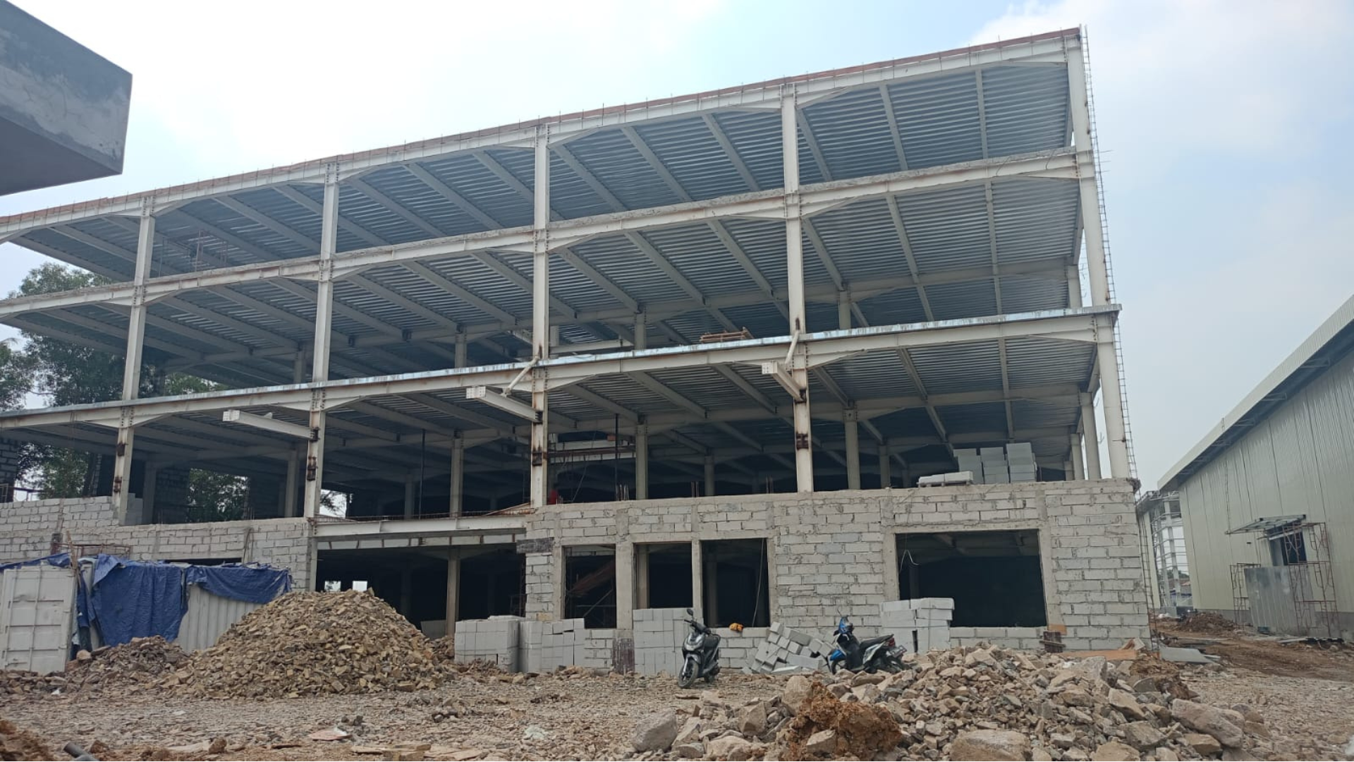 Pabrik & Office Royal Show Home